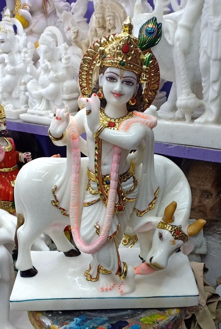 Gau Gopal Statue